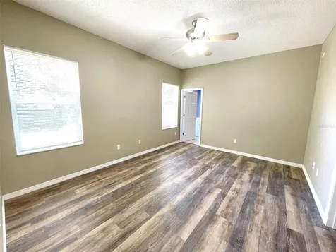 12751 Woodbury Oaks Drive Orlando FL 32828