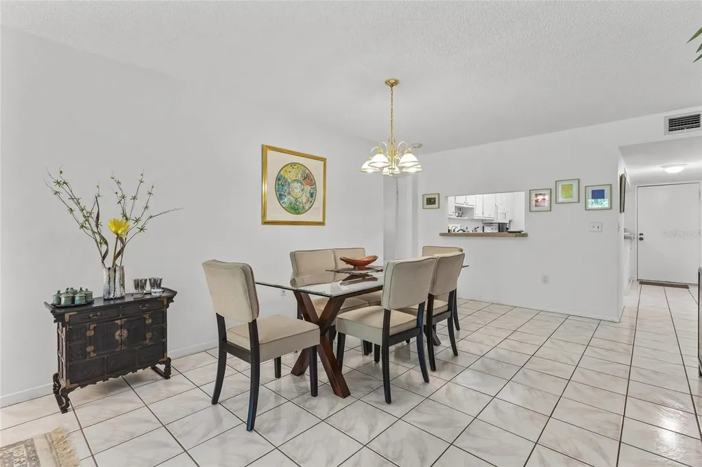 1623 Pelican Cove Road Sarasota FL 34231