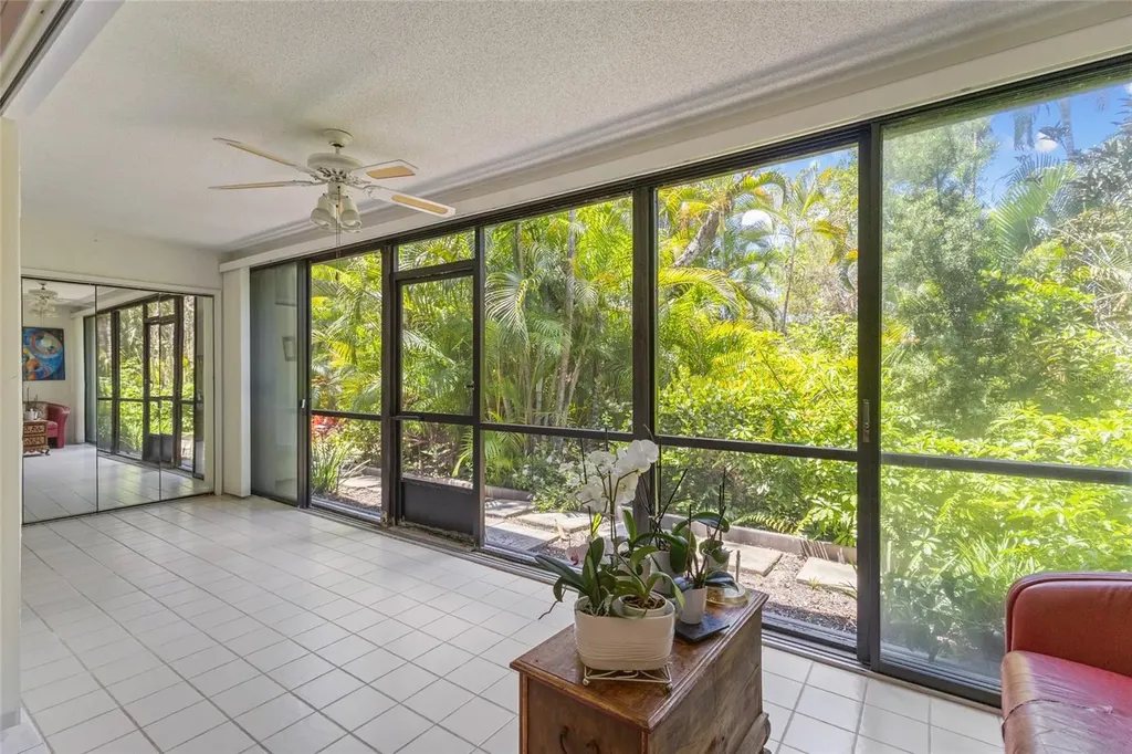1623 Pelican Cove Road Sarasota FL 34231