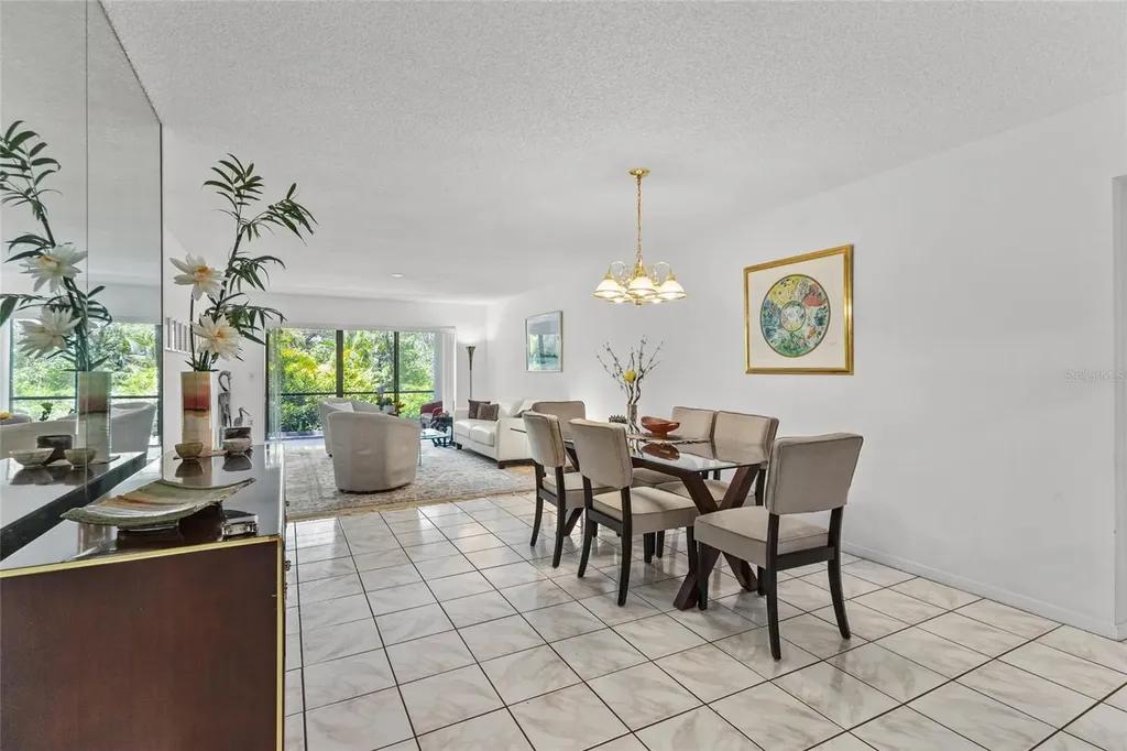 1623 Pelican Cove Road Sarasota FL 34231