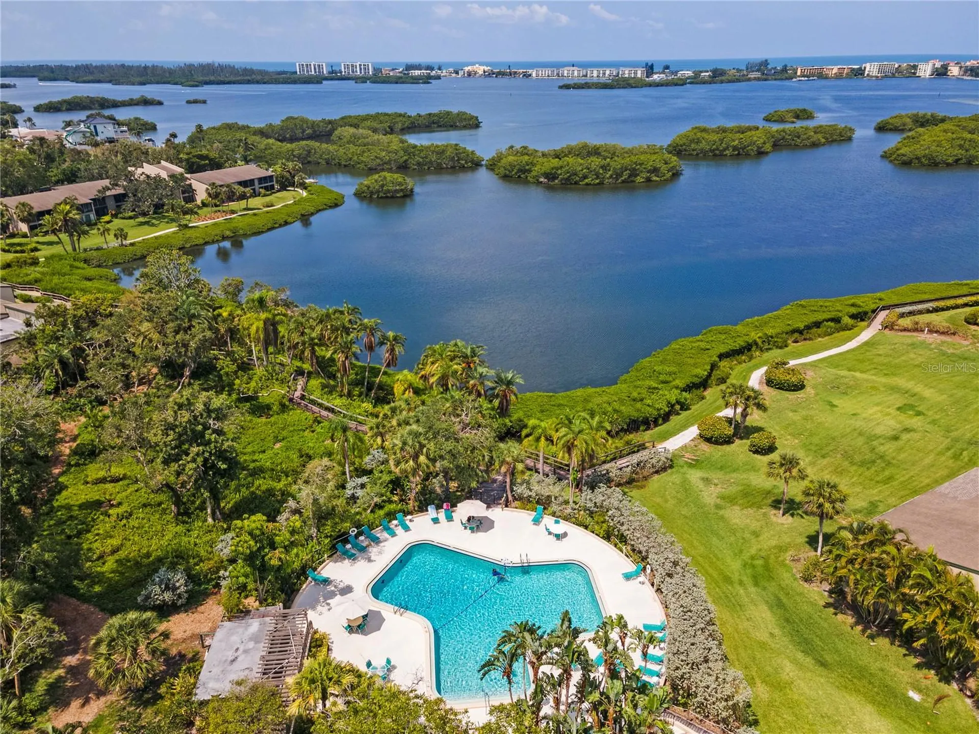 1623 Pelican Cove Road Sarasota FL 34231