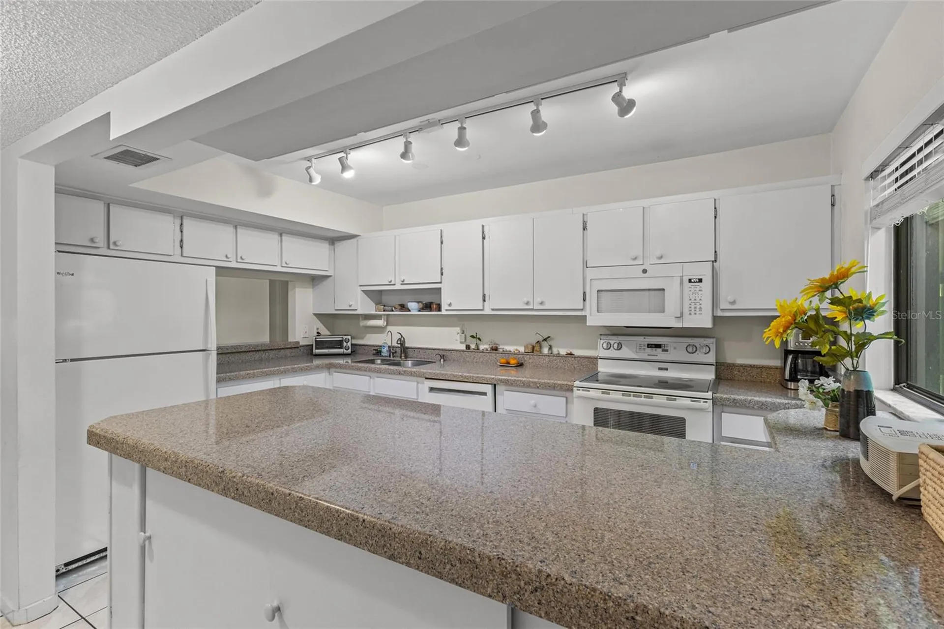 1623 Pelican Cove Road Sarasota FL 34231