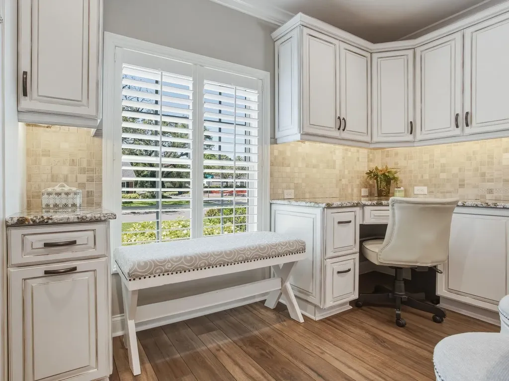 4507 W Watrous Avenue Tampa FL 33629
