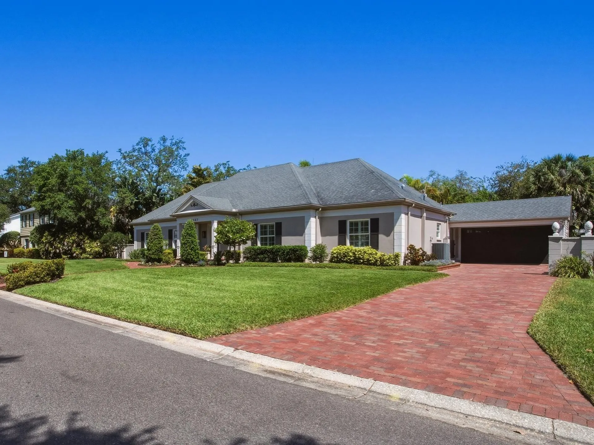 4507 W Watrous Avenue Tampa FL 33629