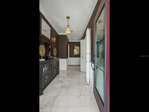4507 W Watrous Avenue Tampa FL 33629