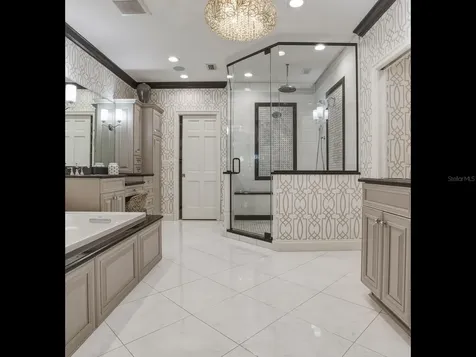 4507 W Watrous Avenue Tampa FL 33629