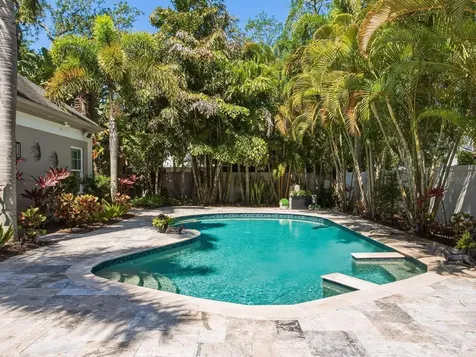 4507 W Watrous Avenue Tampa FL 33629