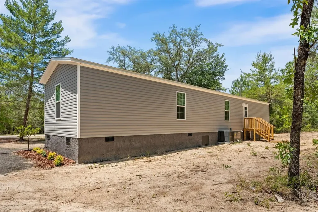 1051 NE 129 Avenue Williston FL 32696