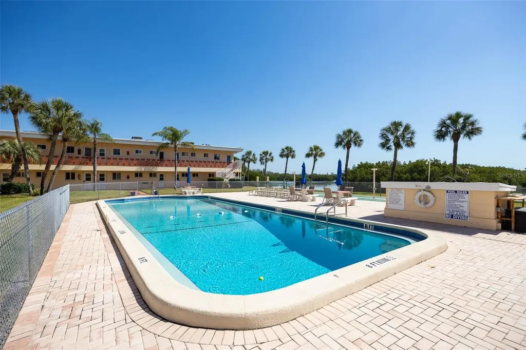 2900 45th Street S Gulfport FL 33711