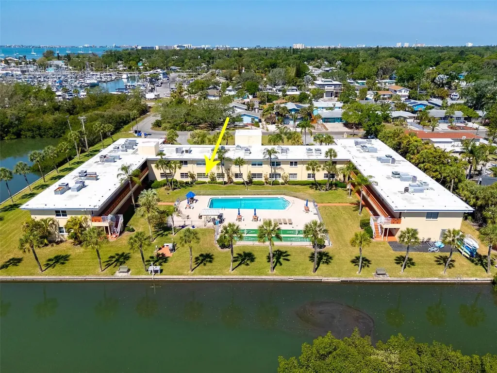 2900 45th Street S Gulfport FL 33711