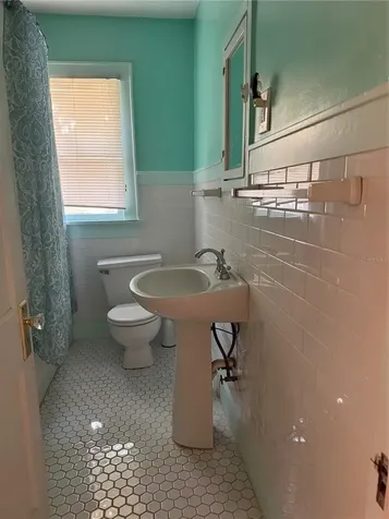 820 W Canal Street New Smyrna Beach FL 32168