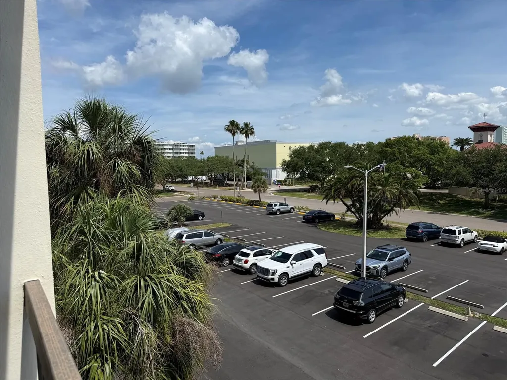 255 Dolphin Point Clearwater Beach FL 33767