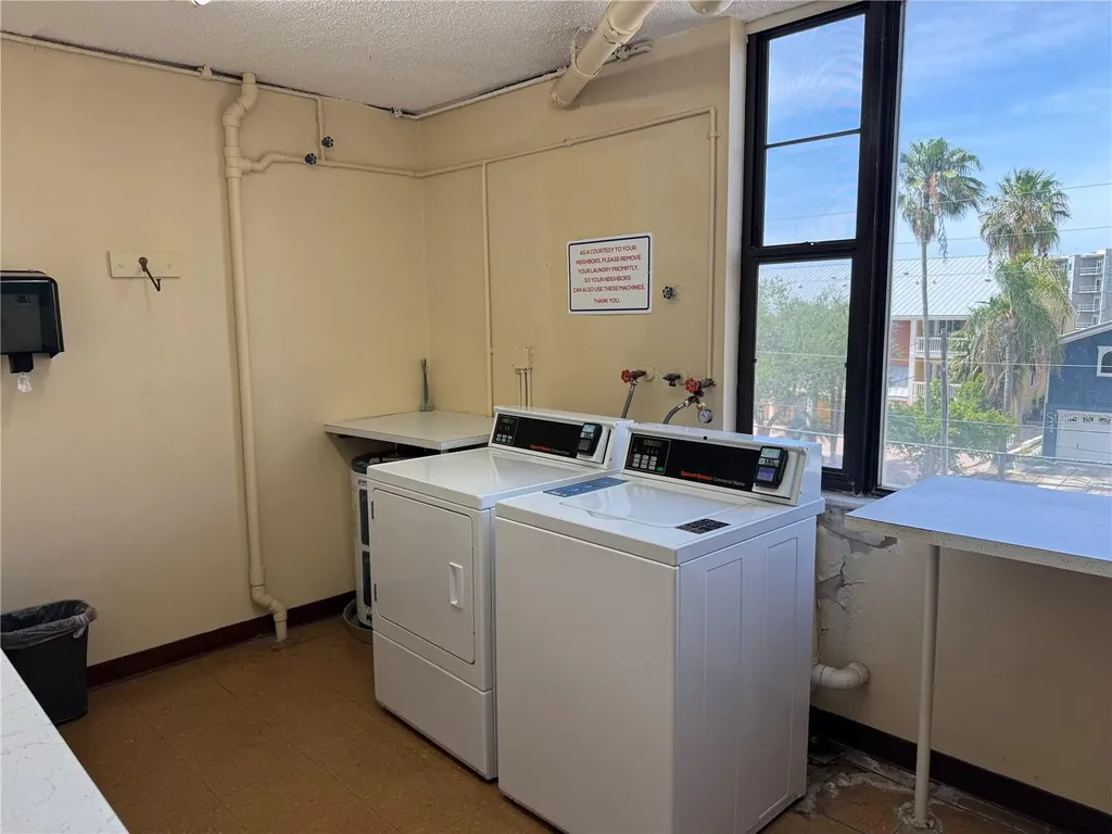 255 Dolphin Point Clearwater Beach FL 33767