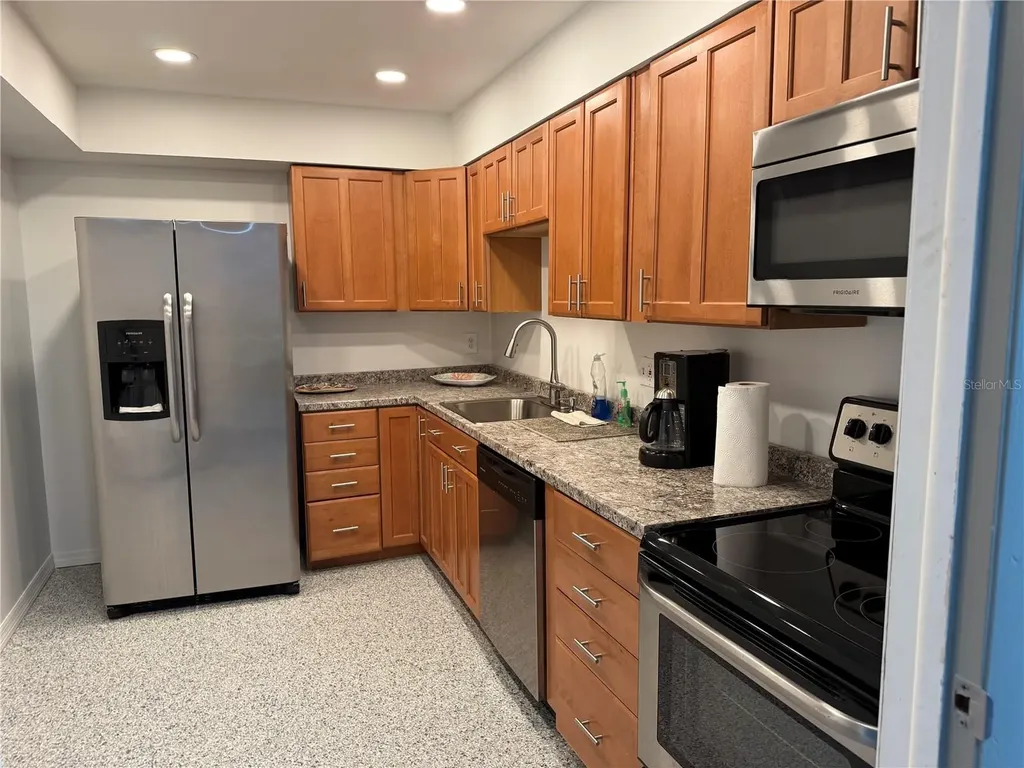 255 Dolphin Point Clearwater Beach FL 33767