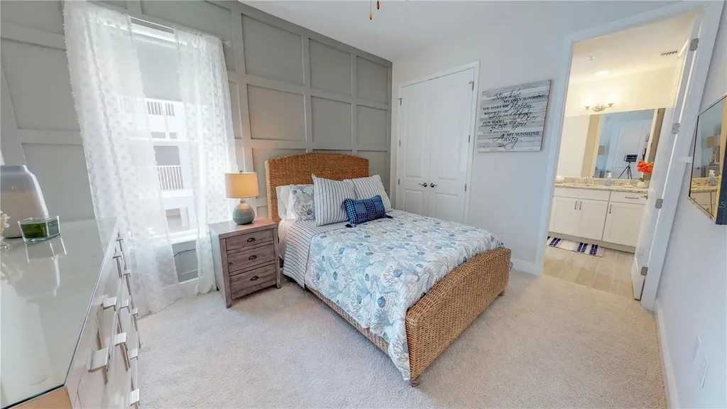 387 Aruba Circle Bradenton FL 34209