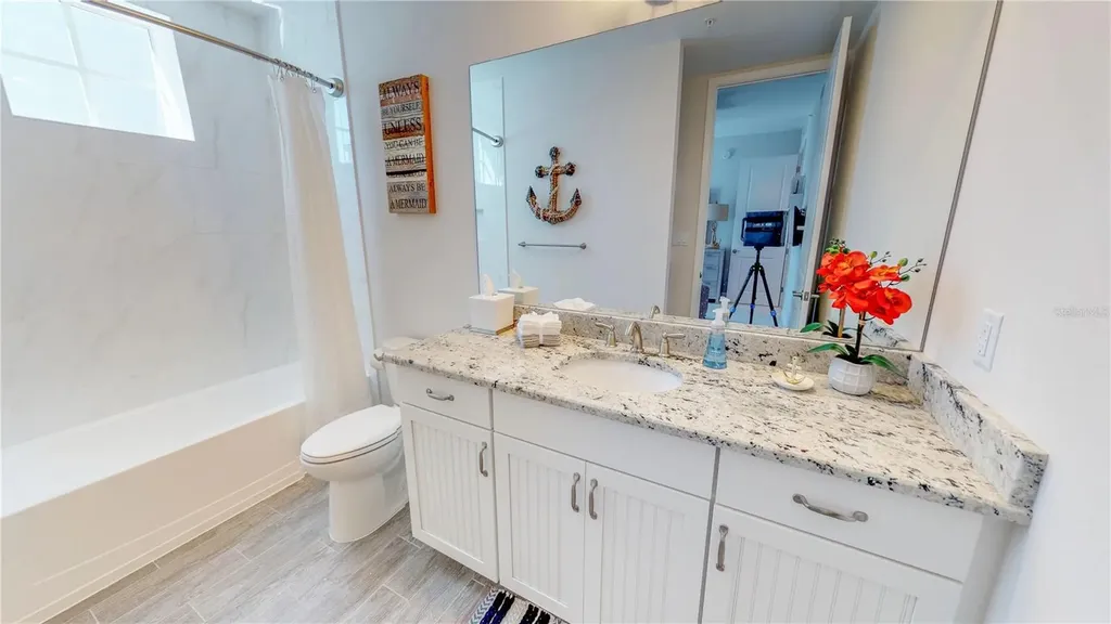387 Aruba Circle Bradenton FL 34209