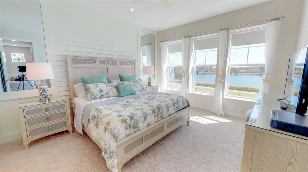 387 Aruba Circle Bradenton FL 34209