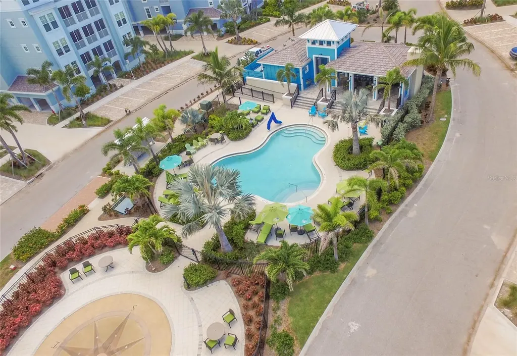 387 Aruba Circle Bradenton FL 34209