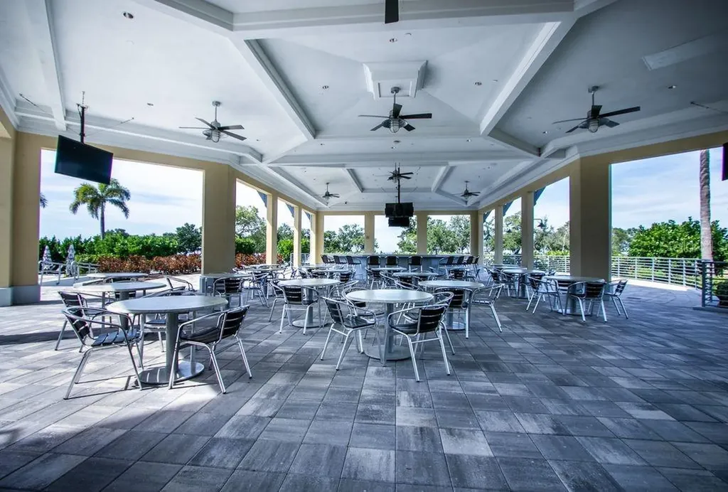 387 Aruba Circle Bradenton FL 34209