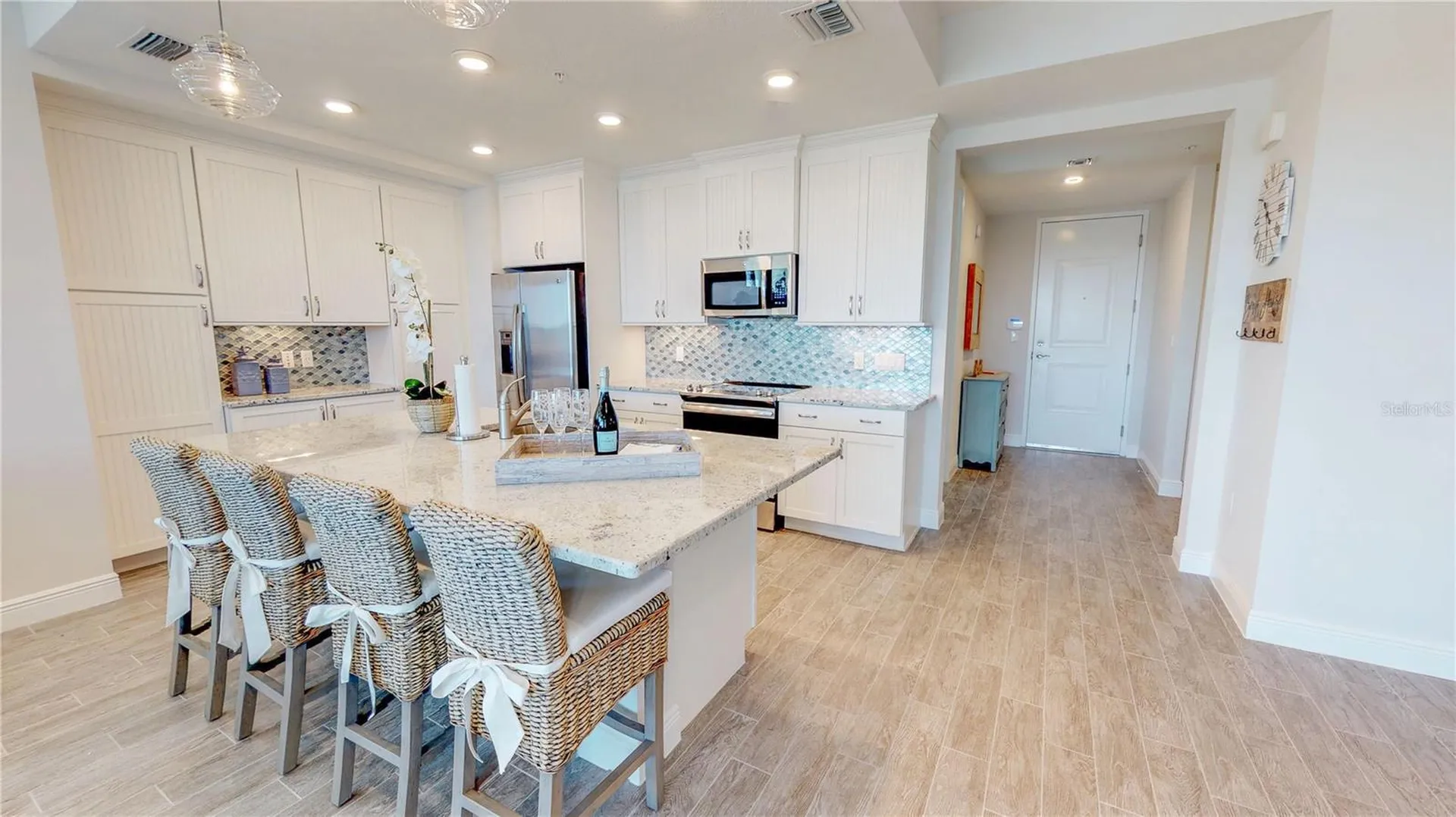 387 Aruba Circle Bradenton FL 34209