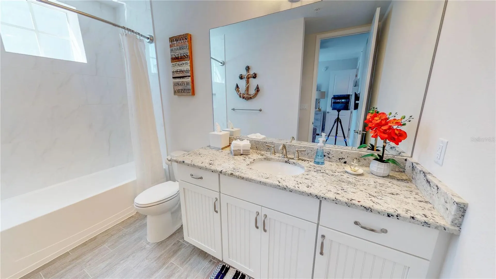 387 Aruba Circle Bradenton FL 34209