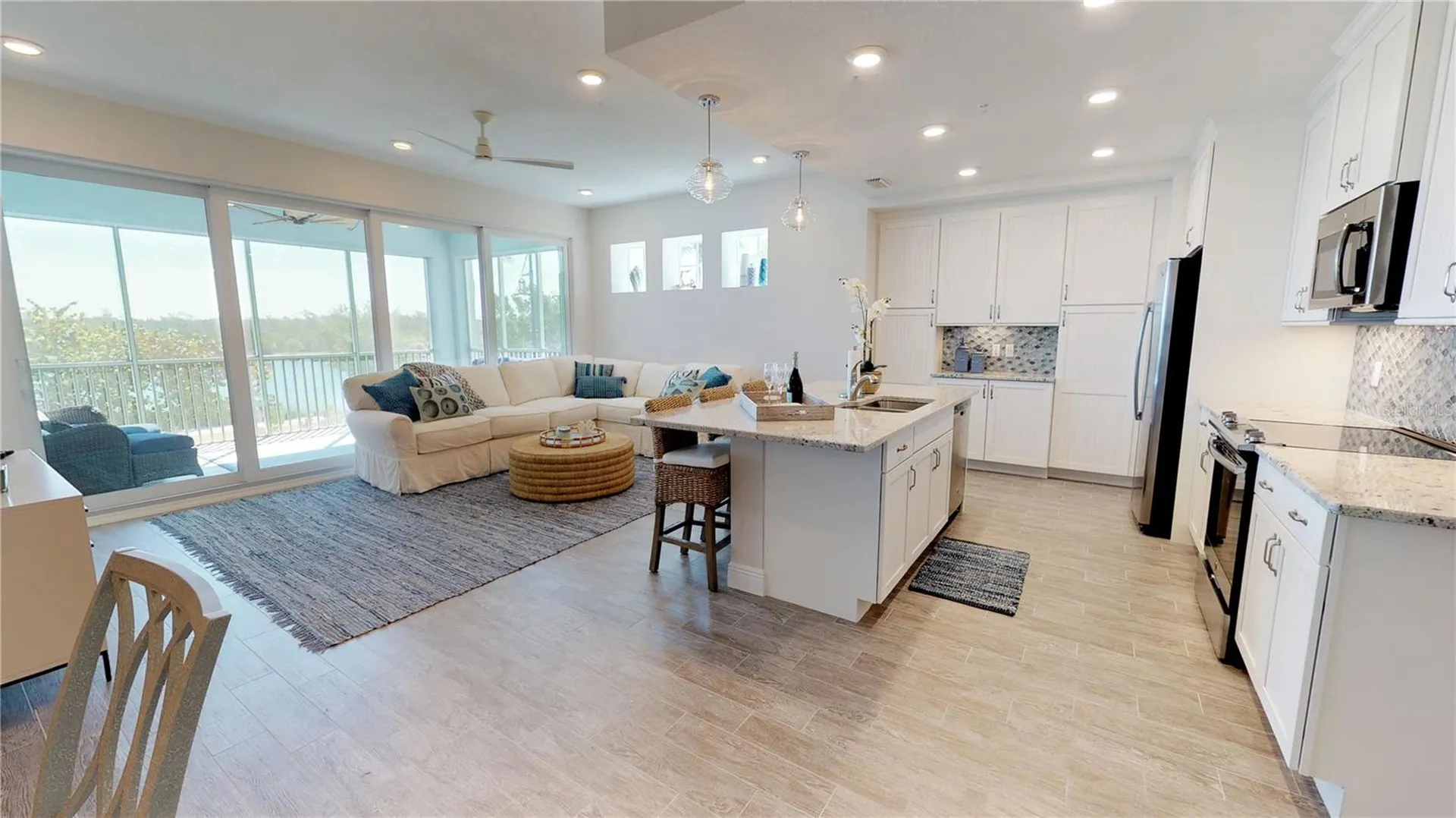 387 Aruba Circle Bradenton FL 34209