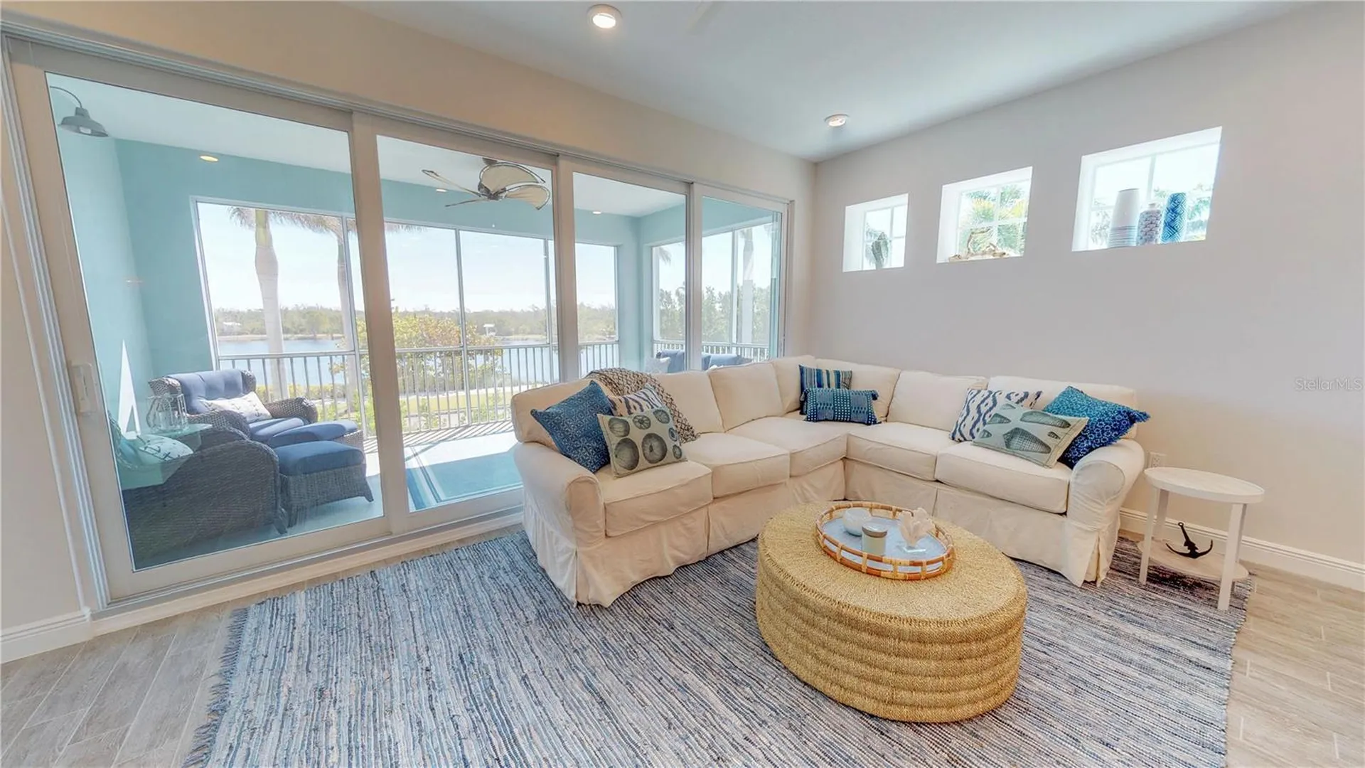 387 Aruba Circle Bradenton FL 34209