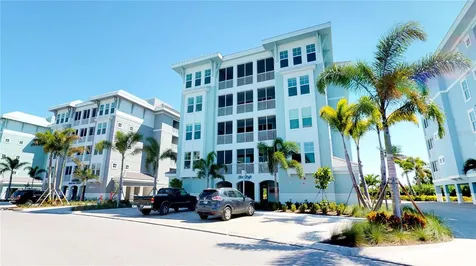 387 Aruba Circle Bradenton FL 34209