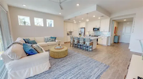 387 Aruba Circle Bradenton FL 34209