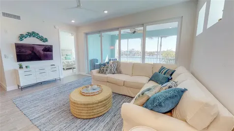 387 Aruba Circle Bradenton FL 34209