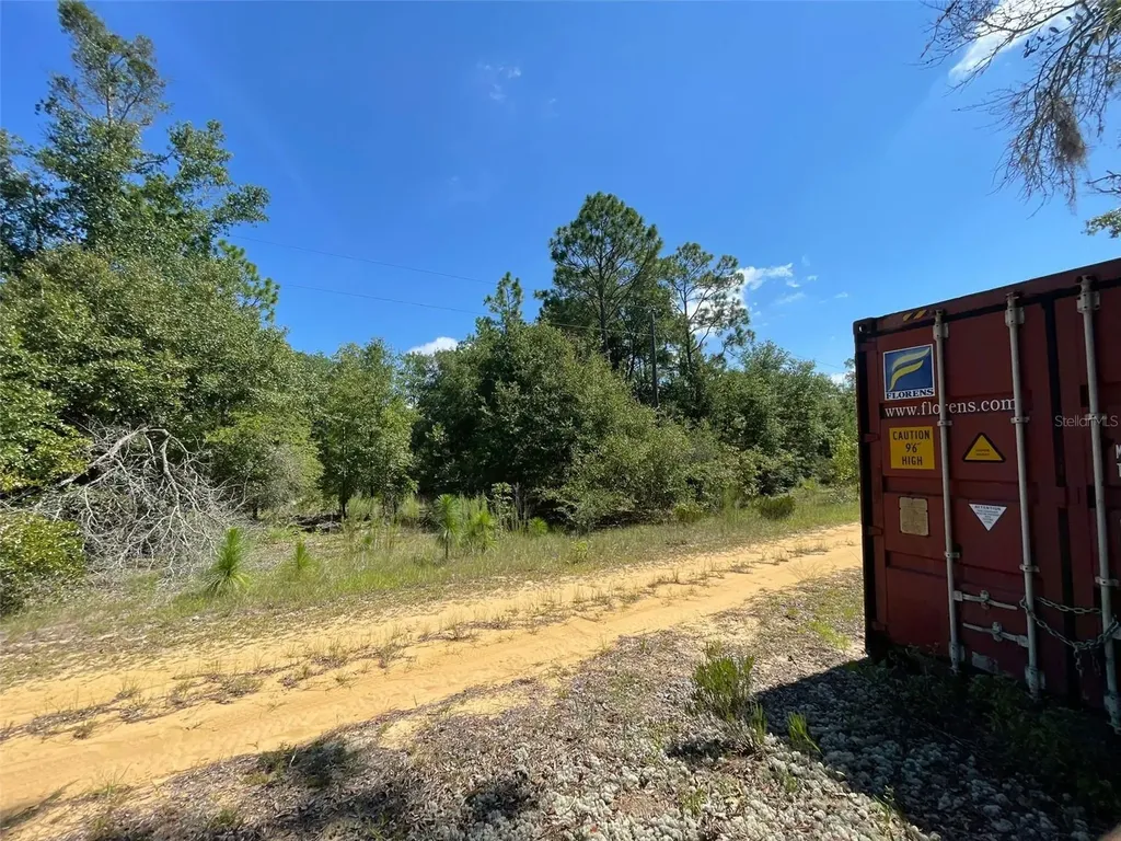 5TH Street Interlachen FL 32148