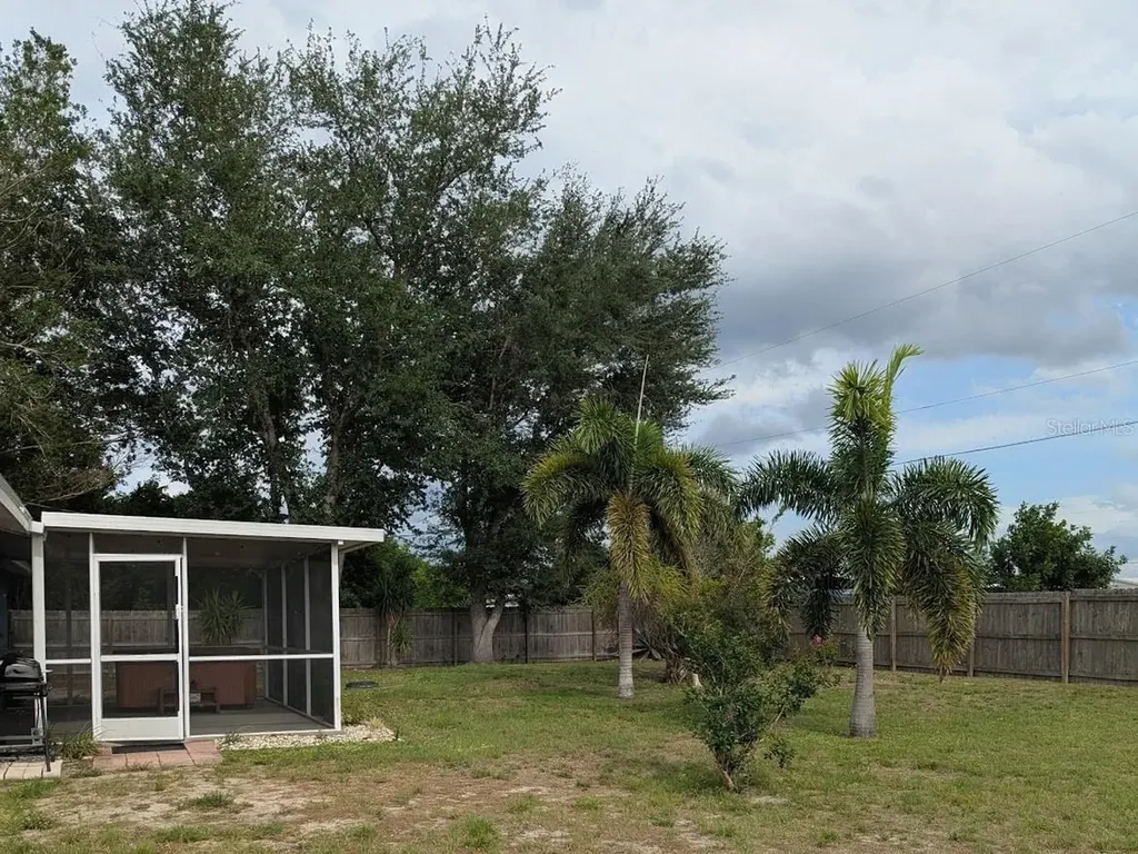 27185 Whitman Avenue Punta Gorda FL 33983
