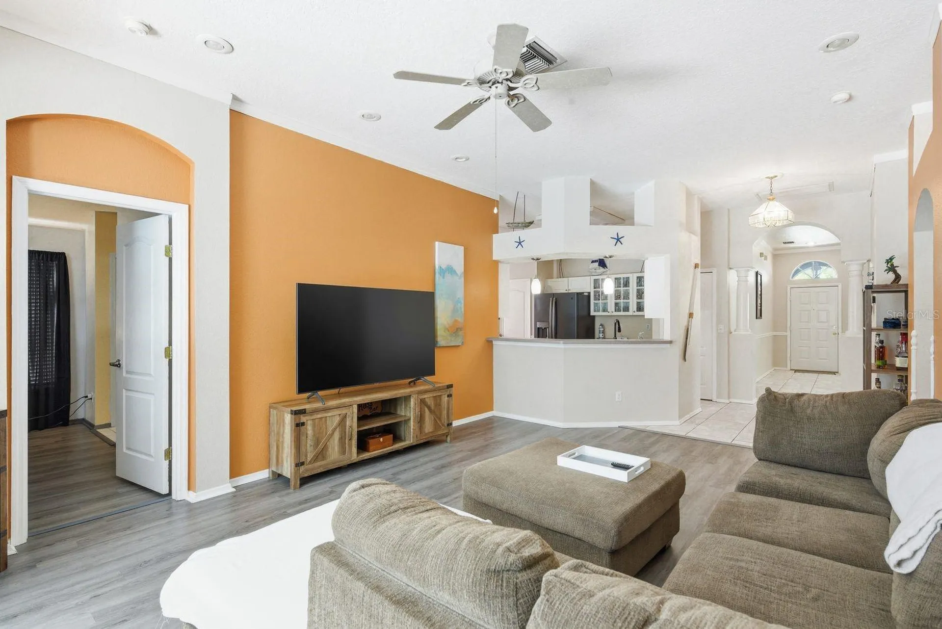 420 Cypress View Drive Oldsmar FL 34677