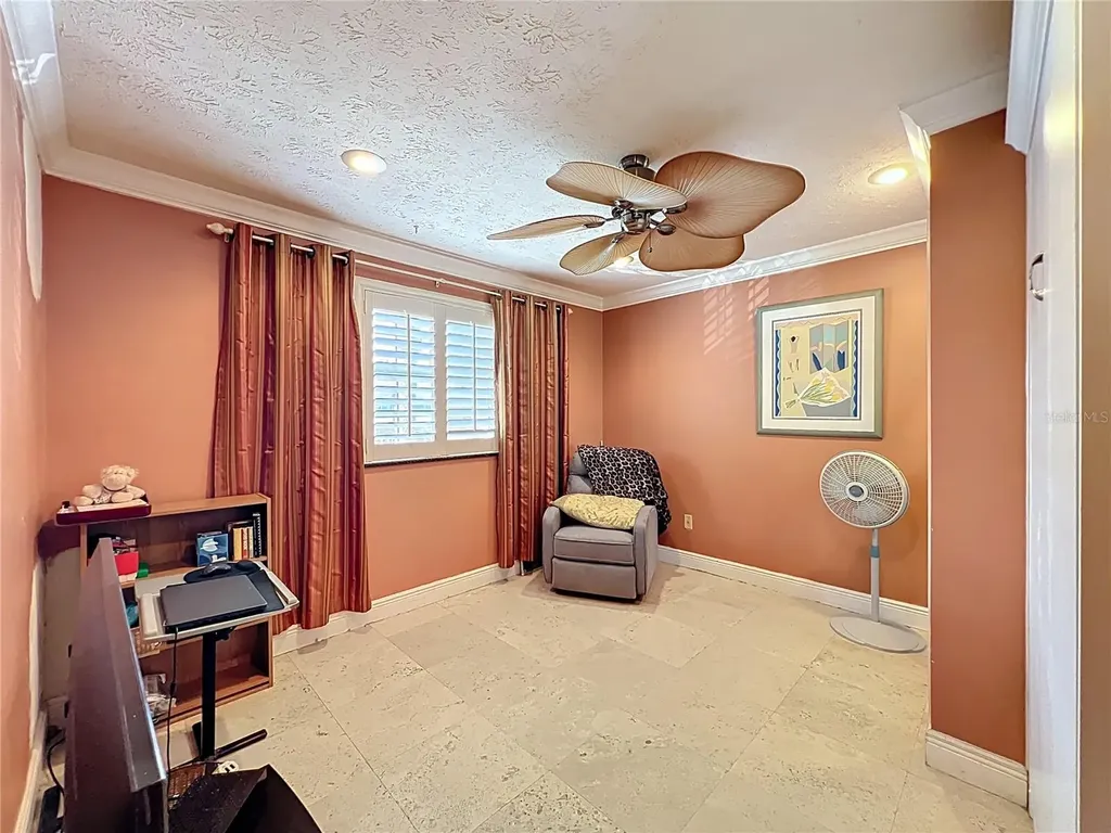 4212 Lake Underhill Road Orlando FL 32803