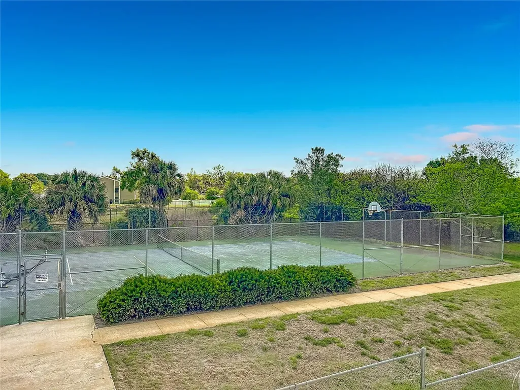 4212 Lake Underhill Road Orlando FL 32803