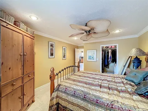 4212 Lake Underhill Road Orlando FL 32803