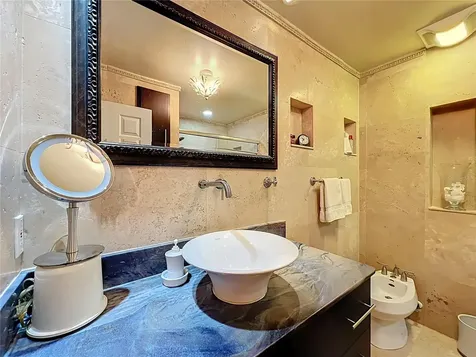 4212 Lake Underhill Road Orlando FL 32803