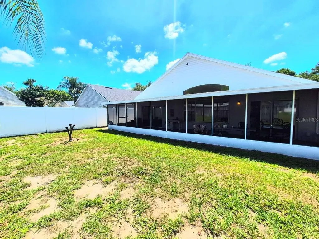 8613 Fawn Creek Drive Tampa FL 33626