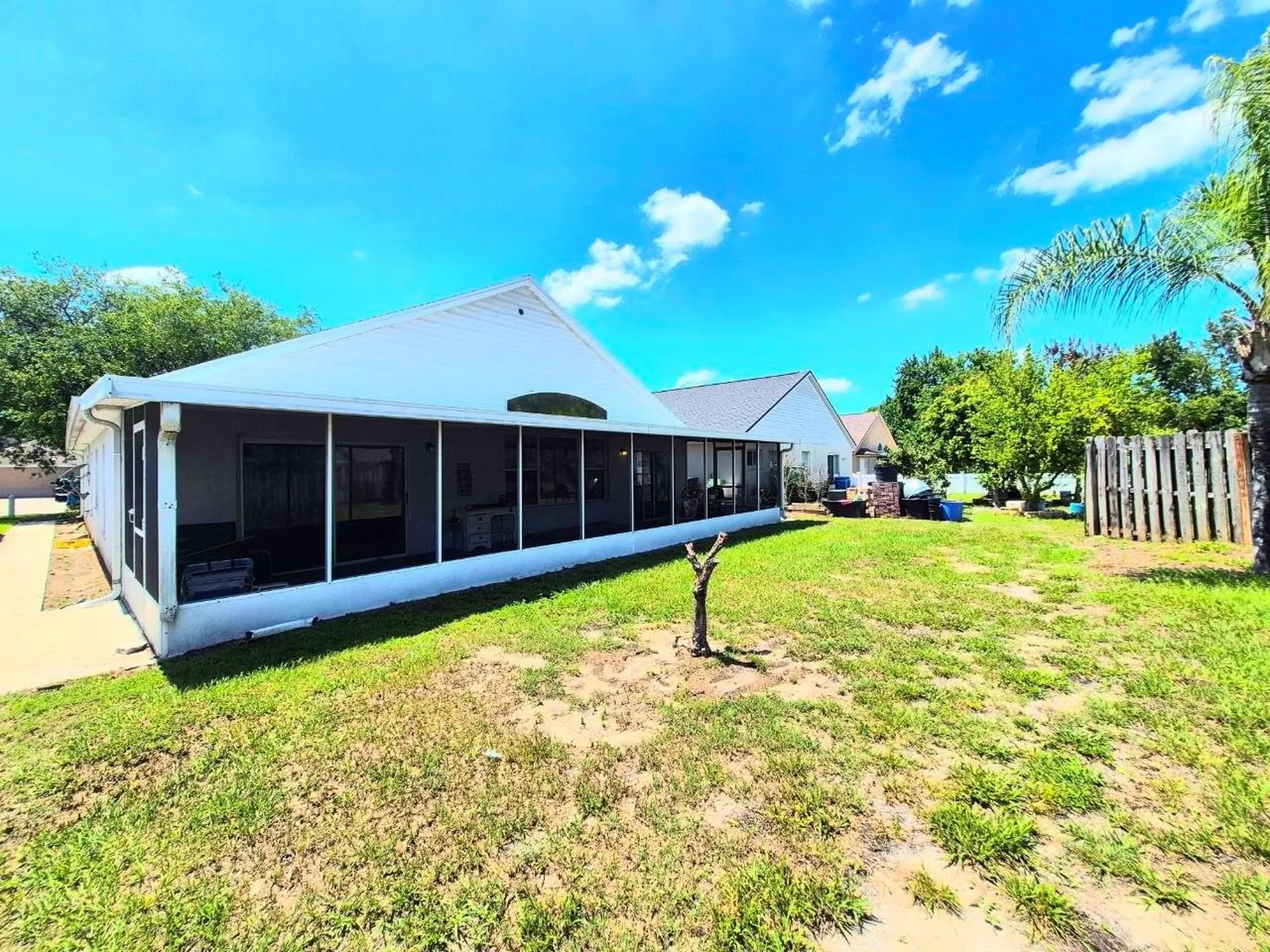 8613 Fawn Creek Drive Tampa FL 33626