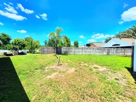 8613 Fawn Creek Drive Tampa FL 33626