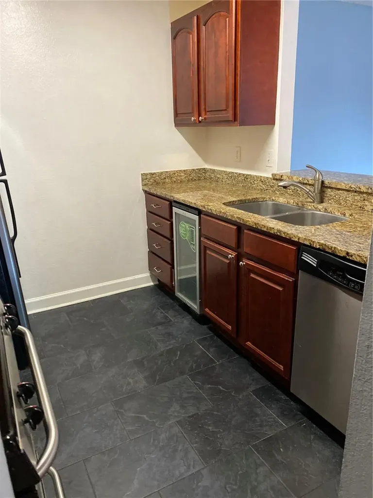 2047 Dixie Belle Drive Orlando FL 32812