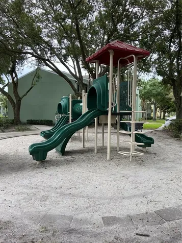 2047 Dixie Belle Drive Orlando FL 32812