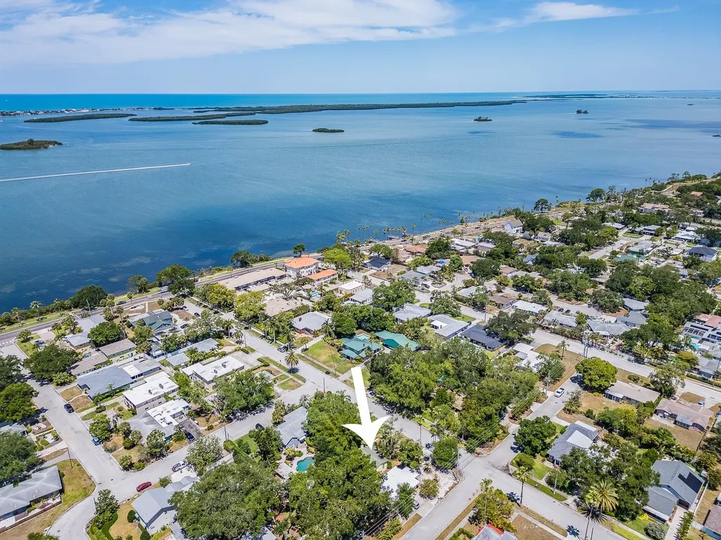1045 Marine Street Clearwater FL 33755