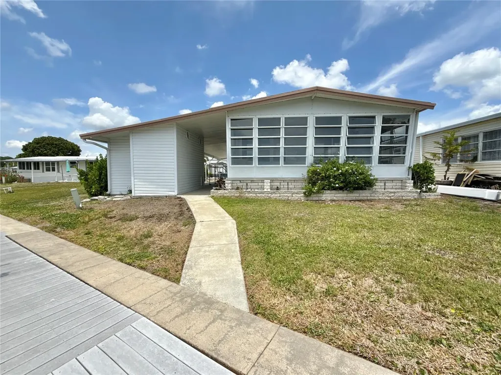 6806 Mount Quincy Drive NE St Petersburg FL 33702