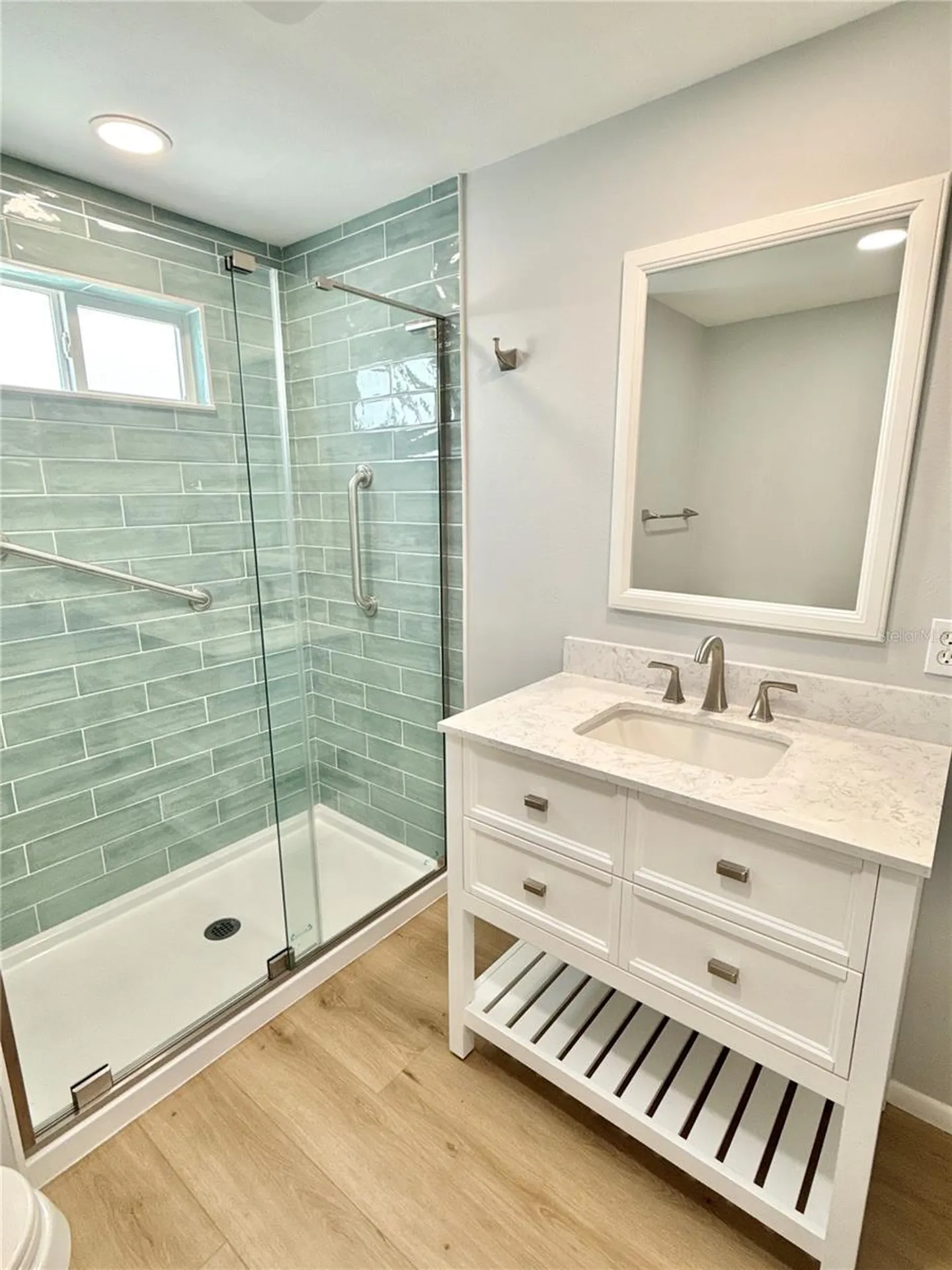 6806 Mount Quincy Drive NE St Petersburg FL 33702
