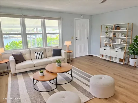 6806 Mount Quincy Drive NE St Petersburg FL 33702