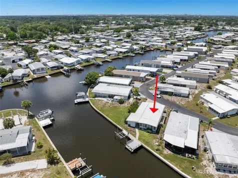 6806 Mount Quincy Drive NE St Petersburg FL 33702