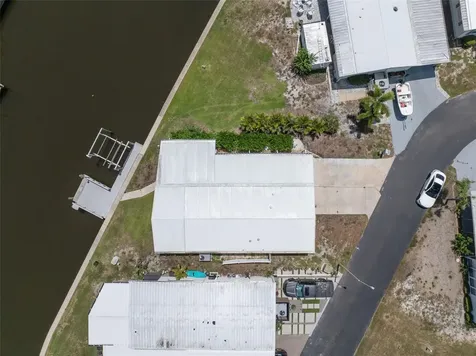 6806 Mount Quincy Drive NE St Petersburg FL 33702