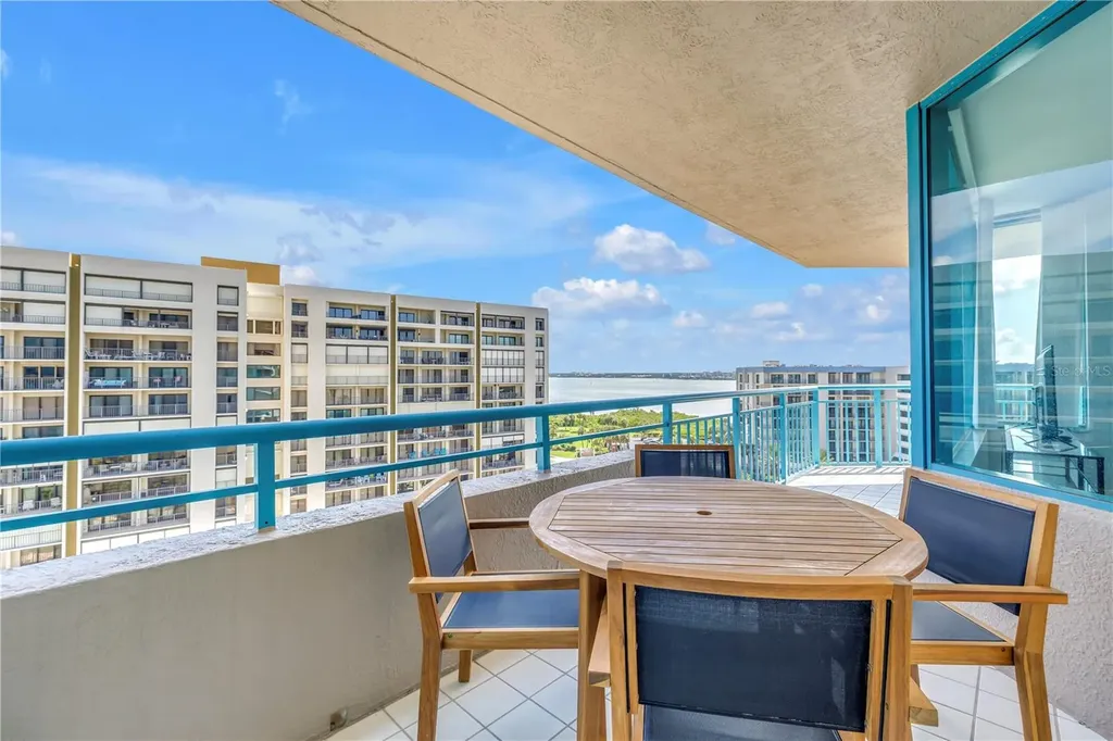 1520R Gulf Boulevard Clearwater Beach FL 33767