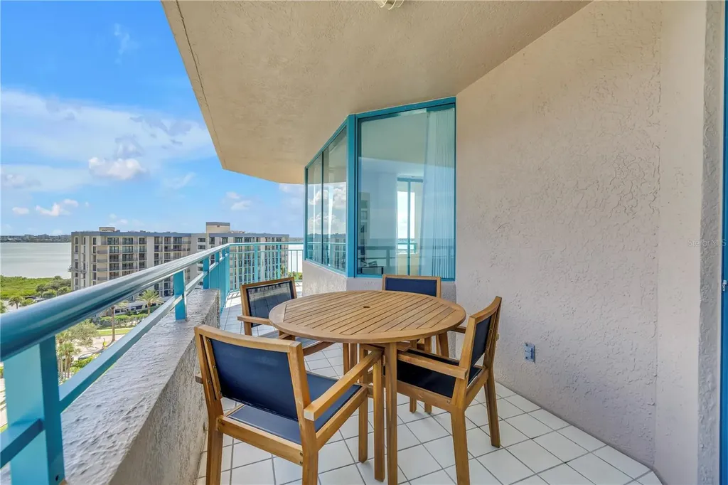 1520R Gulf Boulevard Clearwater Beach FL 33767